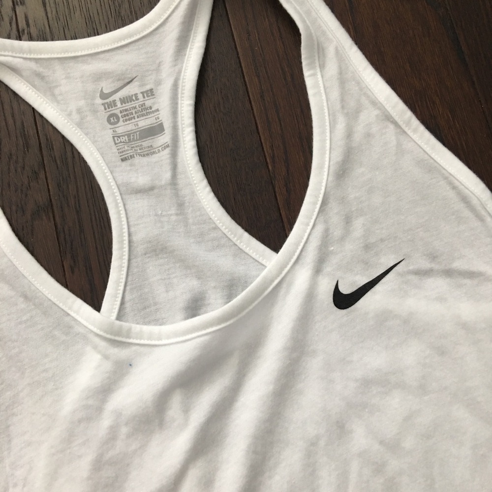 NWT!  Nike Size XL Dri-fit Raceback Top
